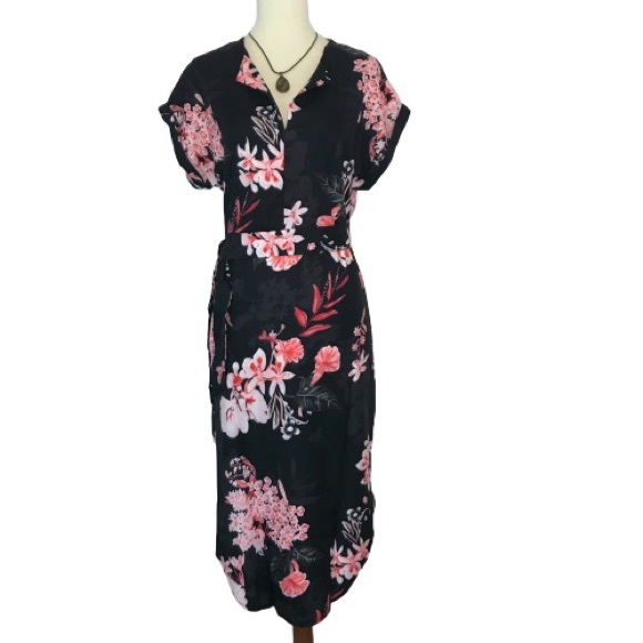 Floral Short Sleeve O-Neck Midi High/Low Side Hem - Picture 5 of 8